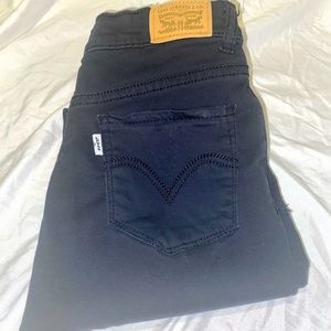 Levi’s 710 Super Skinny Black Pants